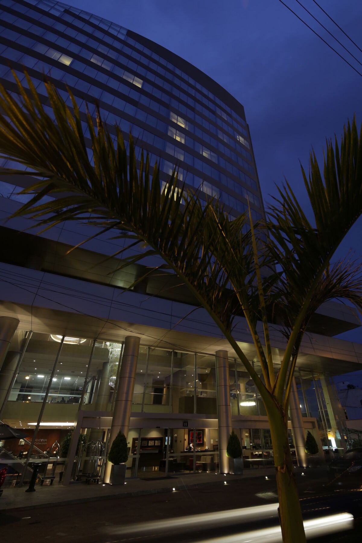 Casa Andina Premium Trujillo Hotel Encalada Exterior photo